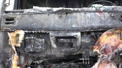 karya -  Markete mal sevkiyatı yapan kamyon yanarak küle döndü Videosu