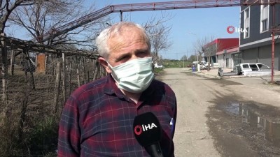 uzunlu -  Tavukları için üst geçit yaptı Videosu