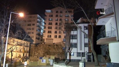  Ankara'da Açelya apartmanının çatısı çöktü...Çökme anı kamerada