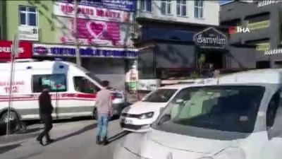 trafik polisi -  Sultanbeyli’de acil girişine park eden sürücü ambulansa zor anlar yaşattı Videosu