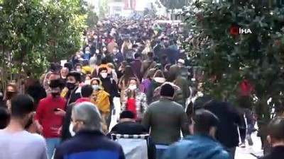 kalaba -  Taksim ve İstiklal Caddesi’nde insan seli Videosu