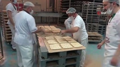 ekmek uretimi -  Bu pidenin hem şekli hem fiyatı farklı Videosu