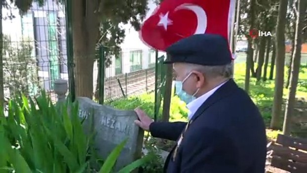 Ο βετεράνος της Κύπρου İsmail Ο θείος επισκέπτεται συχνά μάρτυρες στην Τούζλα και προσεύχεται
