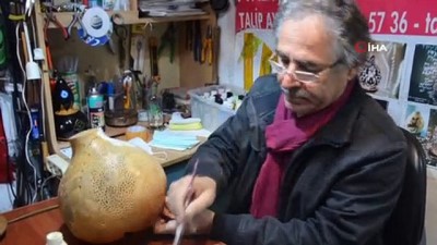 el sanatlari -  Su kabağından yaptığı süs eşyalarını Türkiye'nin dört bir yanına ve yurt dışına gönderiyor Videosu