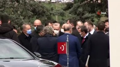 2008 yili -  Cumhurbaşkanı Erdoğan, merhum başbakan Adnan Menderes’in mezarını ziyaret etti Videosu