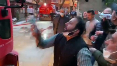 cati kati -  İznik'te çatı yangını: Apartman tahliye edildi Videosu