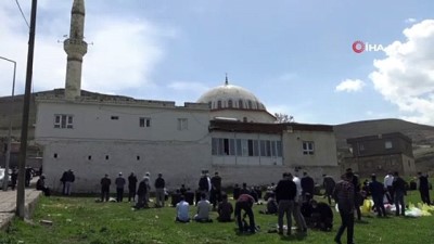  Batman'da vatandaşlar yağmur duasına çıktı