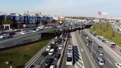  İstanbul’da kısıtlama öncesi trafik yoğunluğu