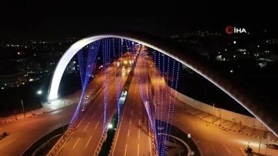 otizm -  Manisa Büyükşehir Belediyesi otizm için ‘Mavi Işık’ yaktı Videosu