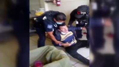 polis siddeti -  - Meksika'da polis şiddeti: Gözaltına almak istediği adamın boğazını sıktı Videosu