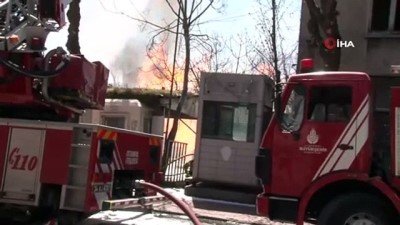  Kumkapı'da İstanbul Emniyet Müdürlüğü'ne ait depoda yangın çıktı