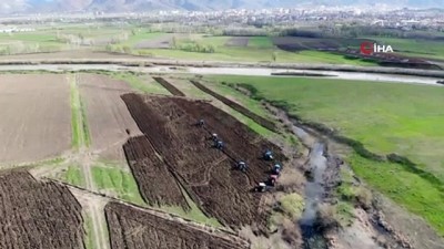  Türkiye’nin 3. büyük ovasında çiftçiler ekime başladı
