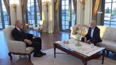  Cumhurbaşkanı Erdoğan, Oğuzhan Asiltürk ile iftar yaptı