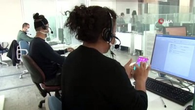 saglik calisanlari -  Antalya’da sağlık çalışanları aşı olmak istemeyen vatandaşları böyle ikna ediyor Videosu