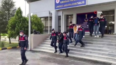 adli kontrol -  Uyuşturucu ticareti yapan suç örgütüne operasyon, 8 gözaltı Videosu