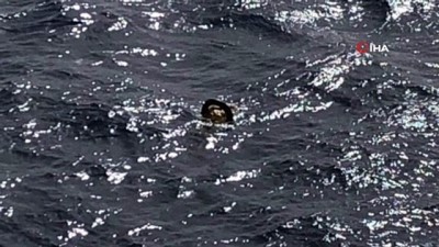 italyan -  - Akdeniz’de batan bota ilk müdahaleyi Türk mürettebat yaptı Videosu