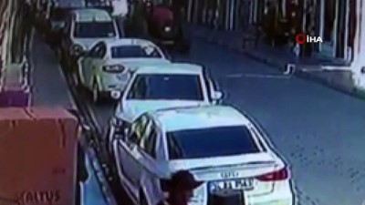 silahli saldirgan -  Babasıyla tartışan genç dehşet saçtı: 2 yaralı Videosu