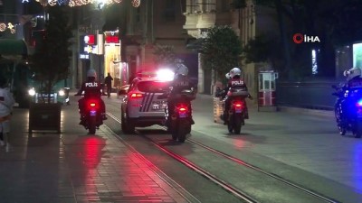 yunus polisler -  Beyoğlu’nda polis ekipleri denetimlerini sıkılaştırdı, kısıtlamada sokaklar boş kaldı Videosu