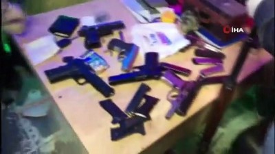 kacak silah -  Alanya’da silah imalathanesine baskın kamerada Videosu