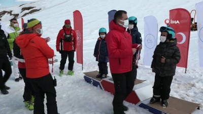 kayak merkezi -  Vali Akbıyık: “Hakkari turizm merkezi olma yolunda” Videosu