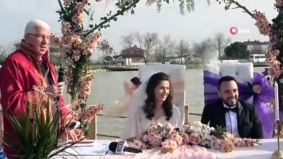 hastane -  Korona virüsü yenen başkan ilk nikahını kıydı Videosu