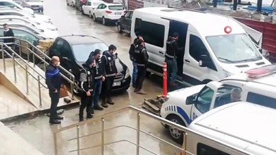 adli kontrol -  Zonguldak'ta merkezli FETÖ soruşturmasında 9 şüpheli serbest Videosu