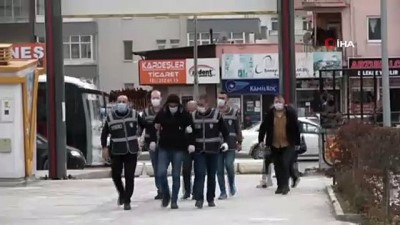 fuhus operasyonu -  Niğde’de fuhuş operasyonu: 3’ü yabancı uyruklu 5 gözaltı Videosu