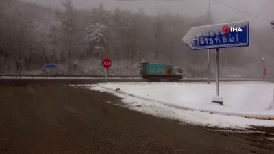 guzergah -  Bolu Dağı’nda hafif kar ve sis etkisini sürdürüyor Videosu