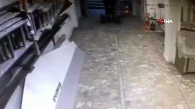  Gingerde hakimiyetini kaybeden adamın ilginç anları kamerada