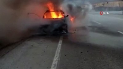  Havalimanı yolunda korku dolu anlar, alev alev yandı