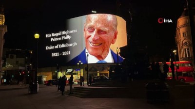  - İngiltere’deki en önemli caddelerden Piccadily Caddesi’nde Prens Philip için taziye mesajı