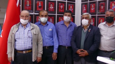 AFYONKARAHİSAR - Şehit aileleri, CHP'li Tekin ve Çiçek'in 'HDP'ye bakanlık verilebileceği' sözlerine tepki gösterdi