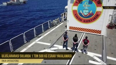 ANKARA - Suriye açıklarında bir gemide 1,5 tonun üzerinde esrar maddesinin ele geçirildiği operasyonun görüntüsü