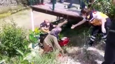  Dereye uçan otomobilden sağ çıktılar