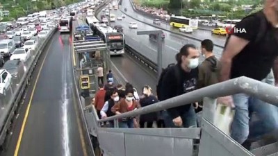 siginma -  İstanbul’da beklenen sağanak yağış başladı Videosu