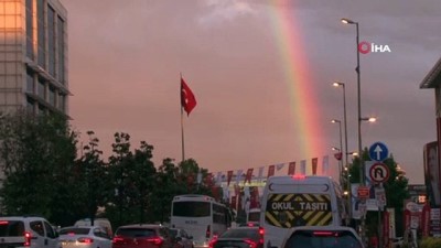  İstanbul’da yağmur sonrası gökkuşağı sürprizi