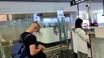 pasaport kontrolu - İSTANBUL - Fenerbahçeli Pelkas tatil için ABD'ye gitti Videosu