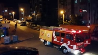 cokme tehlikesi -  Kocaeli’de altı katlı binada çökme tehlikesi...Bina tedbir amaçlı boşaltıldı Videosu