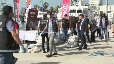 MERSİN - Suriye açıklarındaki uluslararası sularda ele geçirilen 1,5 ton uyuşturucu madde