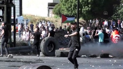goz yasartici gaz - NABLUS - Batı Şeria'nın Nablus ve Tulkerm kentlerinde Gazze'ye destek gösterisi düzenlendi Videosu