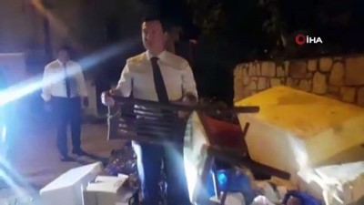eve donus -  - Bodrum Belediye Başkanının çöp isyanı Videosu