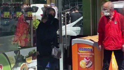 kucuk kiz -  İstanbul’da akıl almaz olay: Çocuğuyla yürürken başına saksı düştü Videosu