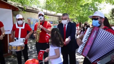 muzik ogretmeni - KIRKLARELİ - Bando takımındaki müzik öğretmeninin 'maske duyarlılığı' takdir topladı Videosu