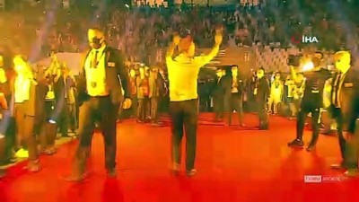 sampiyonluk kupasi - Şampiyon Beşiktaş kupasını aldı  Videosu