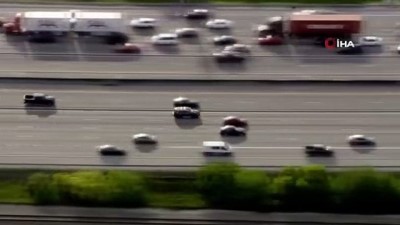 polis kovalamacasi -  - ABD’de filmleri aratmayan hırsız polis kovalamacası Videosu