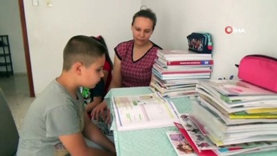 evlilik cuzdani -  Belaruslu Alena: 'Ne mutlu Türküm diyene demek istiyorum' Videosu