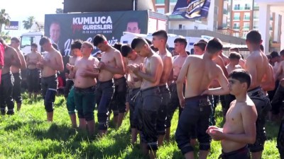 yagli gures - ANTALYA - Kovid-19 tedbirleri kapsamında seyircisiz düzenlenen 22. Kumluca Yağlı Güreşleri başladı Videosu