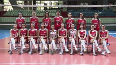 fedakarlik - İSTANBUL - Milli voleybolcu Meryem Boz, kurduğu spor akademisiyle genç nesillere ışık tutmayı amaçlıyor Videosu