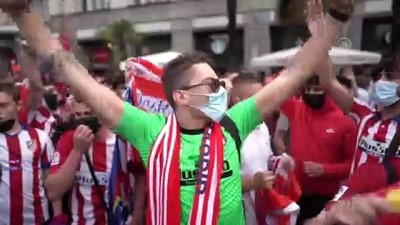 MADRİD - Atletico Madrid taraftarlarının şampiyonluk kutlaması