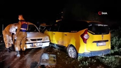 Tokat’ta iki otomobil çarpıştı: 6 yaralı